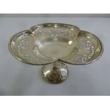 A Walker and Hall silver fruit stand, pierced trefoil form on raised circular base, Sheffield 1907