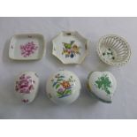 A quantity of Herend porcelain dishes and covered boxes (6)