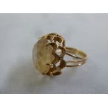 9ct gold and citrine ring, approx total weight 8.9g