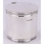 A silver drum shaped biscuit barrel, Sheffield 1939 by James Dixon & Sons, 13.