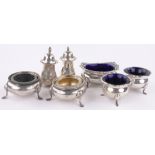 7 Various silver cruet items.