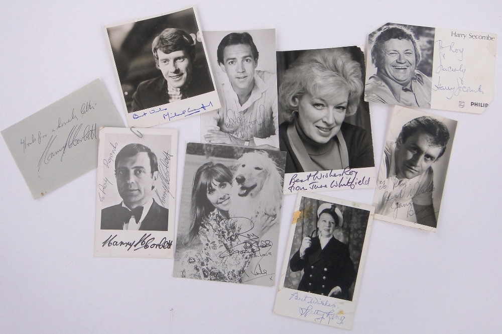 A Collection of celebrity autographed photos and cards, including Vivien Leigh, Julie Andrews, - Image 2 of 3