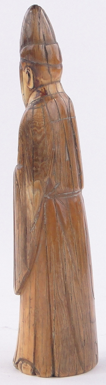 A Chinese carved ivory Sage figure, 18th/19th century, height 18cm. - Image 2 of 3