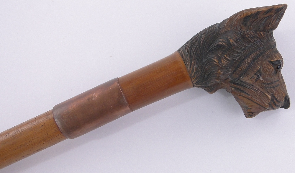 An unusual carved and painted wood tiger head design walking stick, with inset glass eyes. - Image 2 of 3