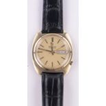 A rare Vintage 9ct gold cased Bulova Accutron wristwatch, with calendar, case width 35mm,