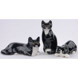 3 Mike Hinton ceramic cats, length 23cm, (3).