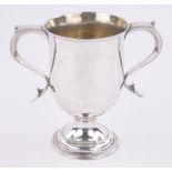 A George III silver 2-handled loving cup, by James Stamp & John Baker, London 1785, height 15cm, 12.