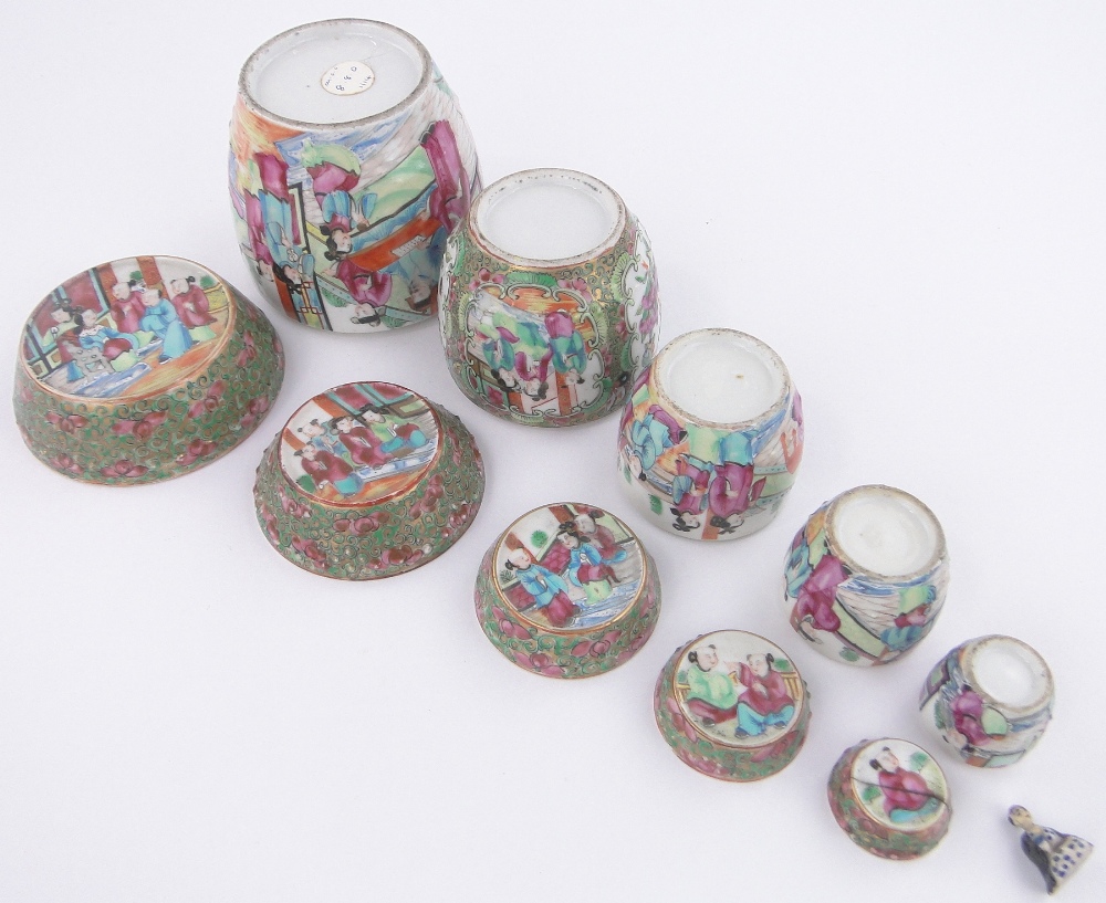 A nesting graduated set of 5 19th century Chinese Canton enamel barrel shaped pots and covers, - Image 3 of 3