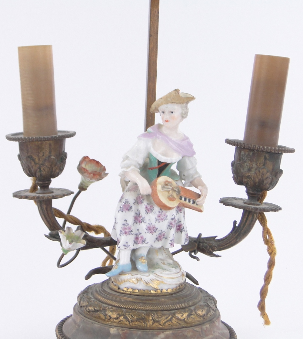 An early 19th century ormolu and marble twin branch lamp, - Image 2 of 5