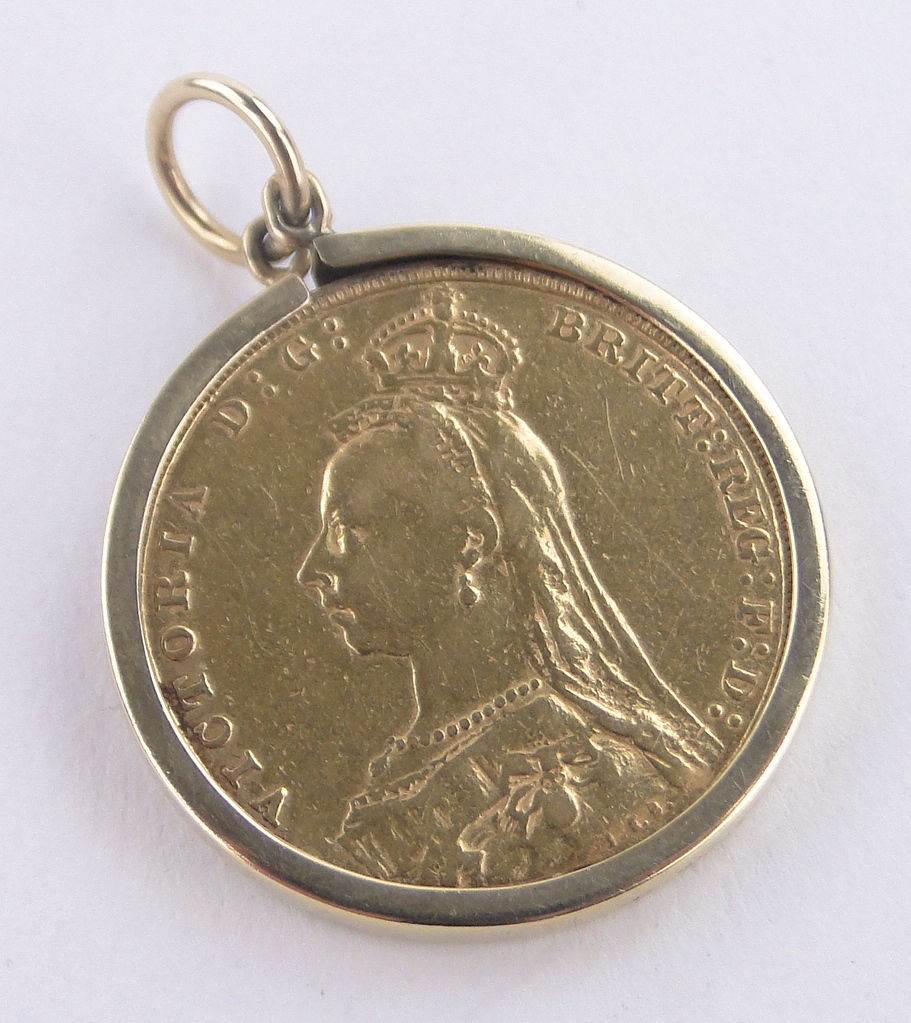 An 1890 gold sovereign in gold pendant mount. - Image 2 of 3