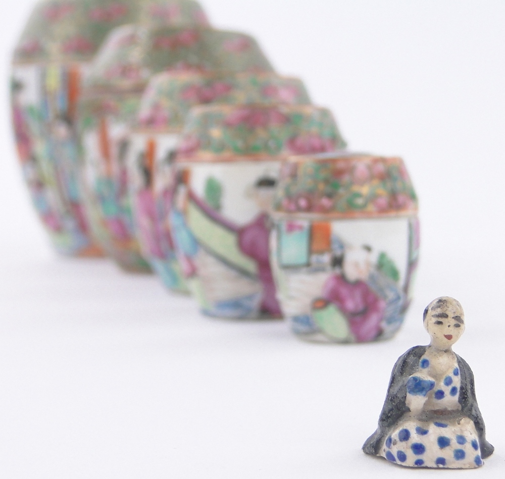 A nesting graduated set of 5 19th century Chinese Canton enamel barrel shaped pots and covers, - Image 2 of 3