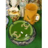 Earthenware jug, glass vase, cake stand, etc.