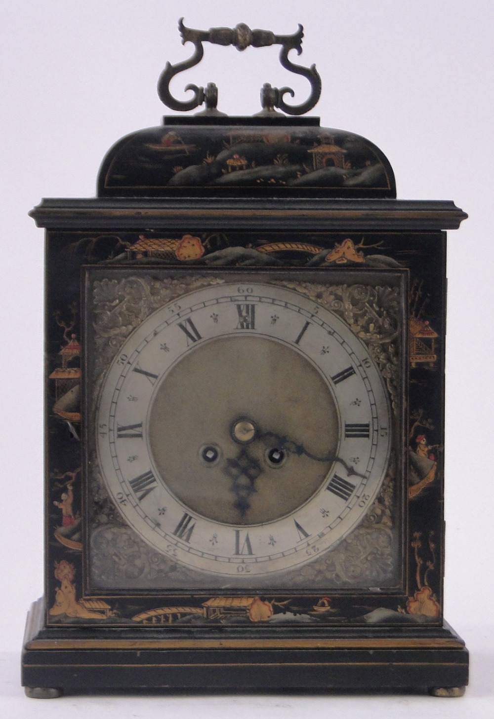 An early 20th century chinoiserie gilded and lacquered mantel clock,