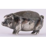 An Edwardian silver pig design pin cushion, Birmingham 1902, length 4.5cm.