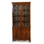 Quality reproduction mahogany bookcase, late 20th Century,