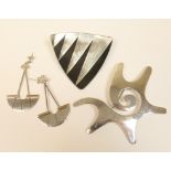 Modernist jewellery including a Jorjen Jensen handmade pewter brooch,