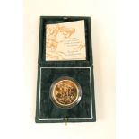 Elizabeth II £5 gold coin, 2000, brilliant uncirculated, limited edition, numbered 369/1000,