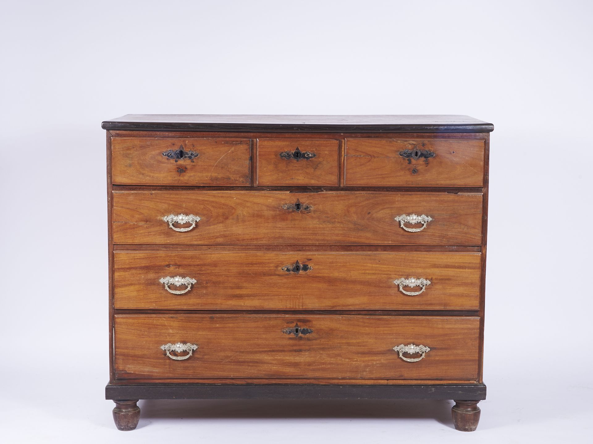 A Chest of Drawers D. Maria I (Queen of Portugal) style Brazilian mahogany Brazilian rosewood