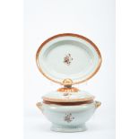 An Oval Tureen with Stand, Chinese export porcelain, salmon, gilt and brown decoration "Flowers",