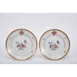 A Pair of Dishes, Chinese export porcelain, polychrome decoration "Flowers" bearing the coat of arms