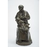 HENRIQUE MOREIRA - 1890-1979, Motherhood, bronze sculpture, signed and dated 1920, Dim. - 52 cm