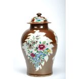 A Covered Pot, Chinese export porcelain, «Chocolate» decoration with scalloped and polychrome