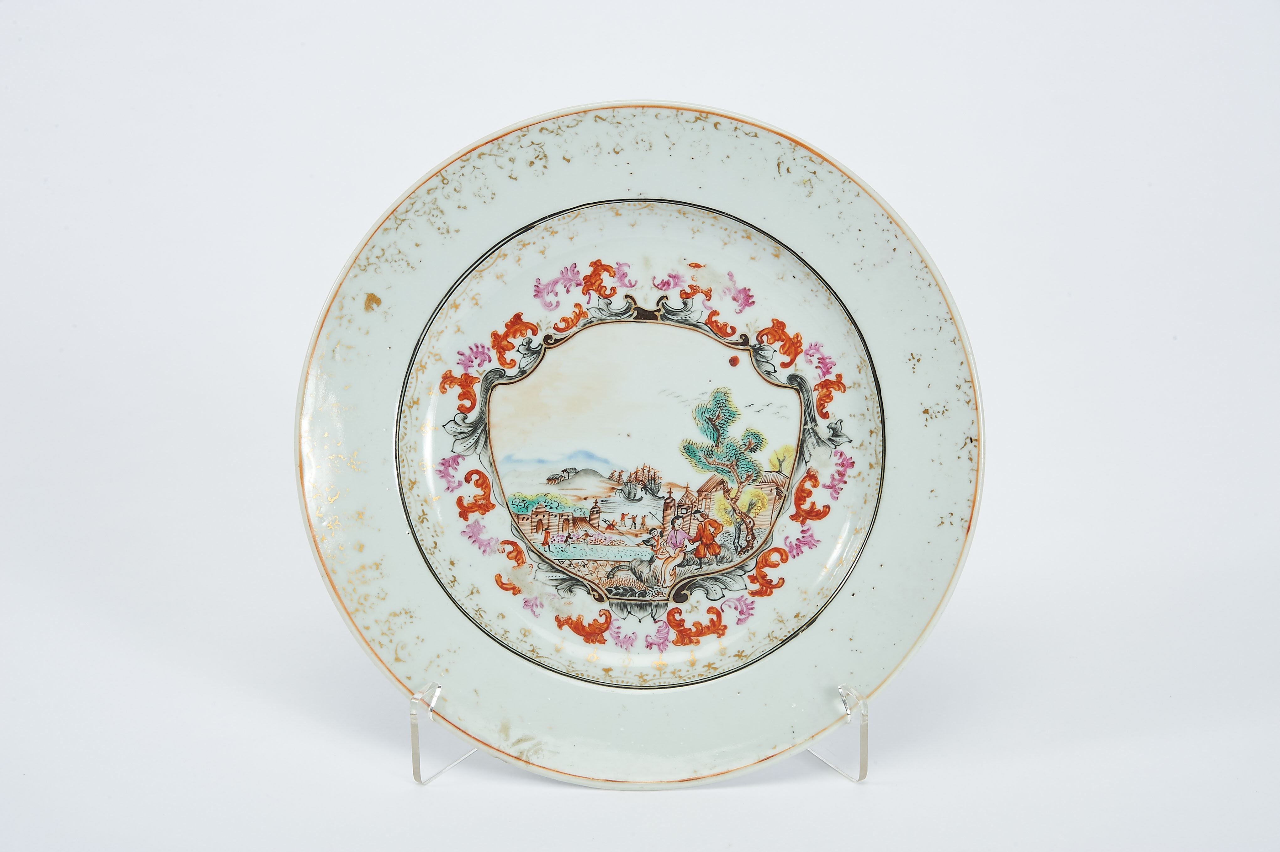 A Dish, Chinese export porcelain, polychrome na gilt decoration "Landscape with European figures