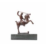 Anonimo, Francia, XX secolo, Giocatore di polo - bronzo su base di marmo, cm 16x17 - [...]