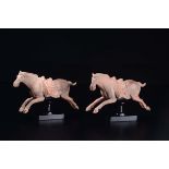 A pair of painted pottery horses, China, Tang Dynasty (618-906) - cm 27x22x16 - Start [...]