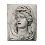 Female head (Virgin Mary?) in Carrara marble. Alvise Tagliapietra (1670-1747) - [...]