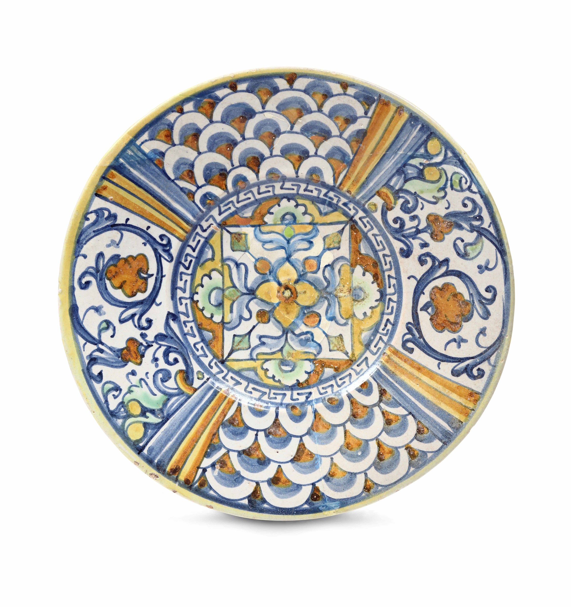 Piatto Deruta, prima metà del XVI secolo, - Maiolica policroma. Diametro cm 20,5. [...]