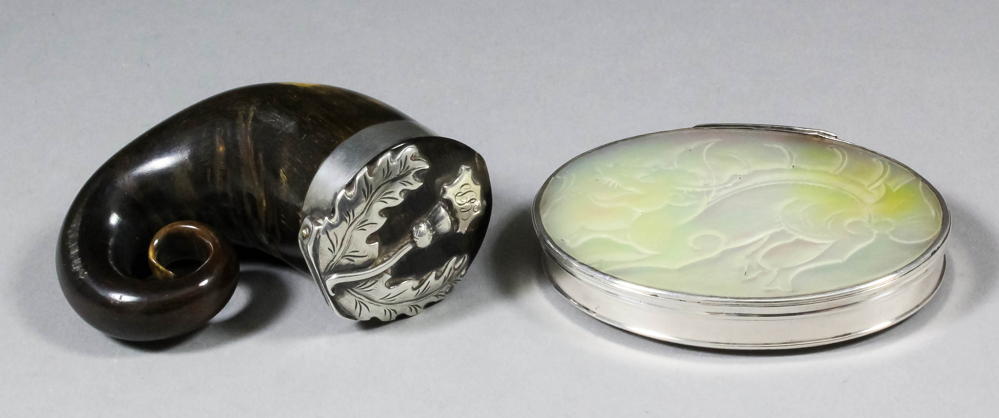 A Victorian silvery metal mounted horn snuff mull, the lid applied with thistle and shield-shape