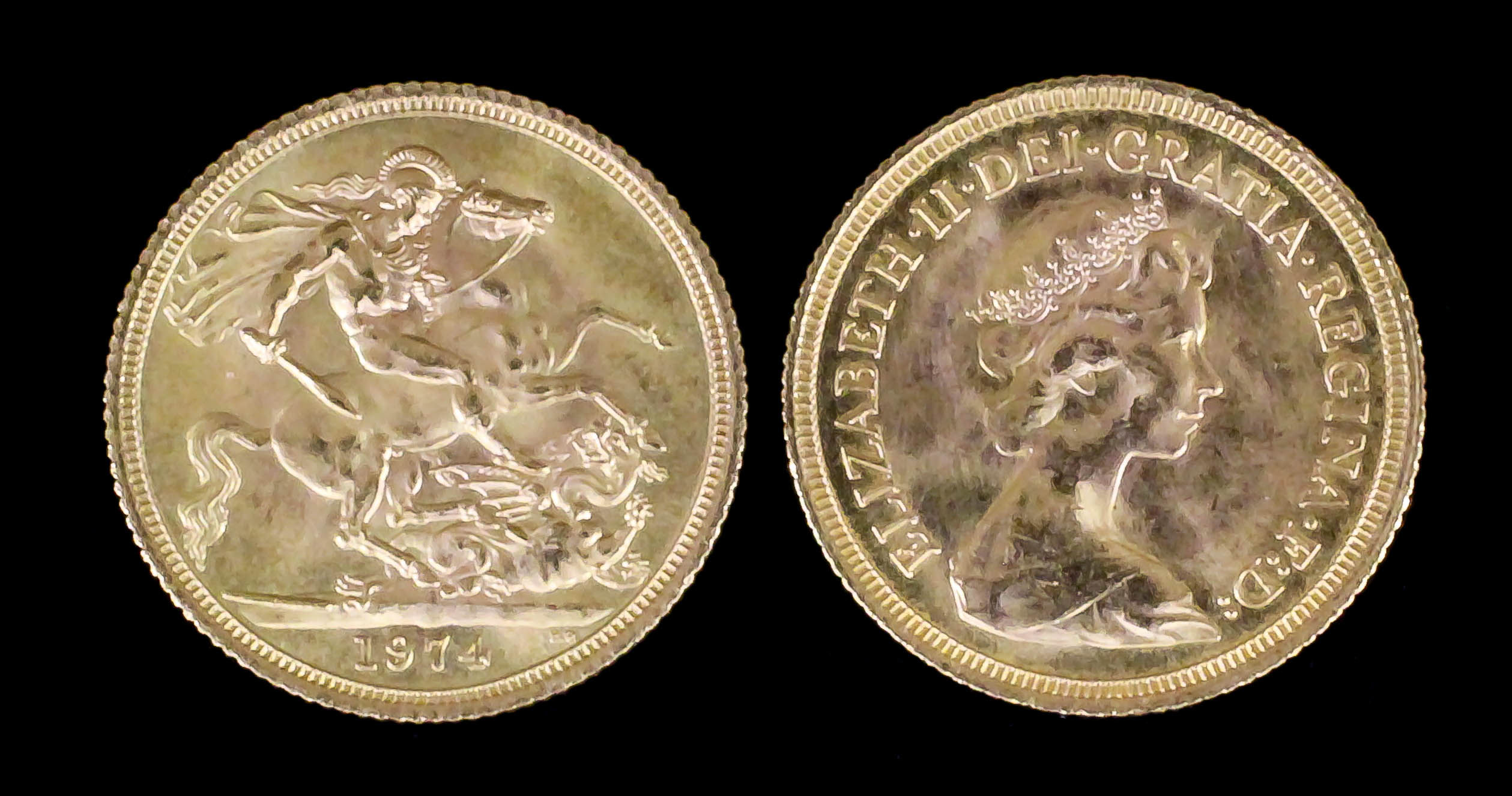 Two Elizabeth II 1974 Sovereigns (Uncirculated)