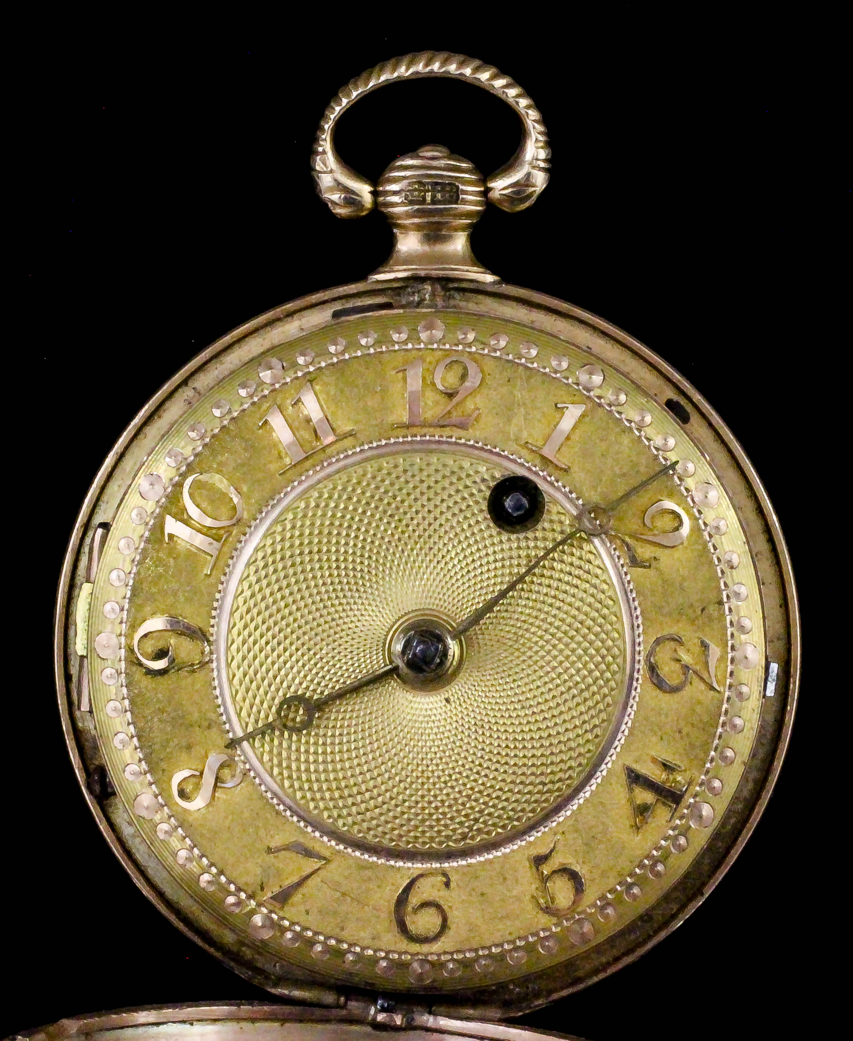 A George III gentlemen's 18ct gold cased open faced verge pocket watch, No. 1009, the gilt dial with