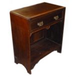 AN EARLY TWENTIETH CENTURY MAHOGANY OBLONG WRITING OR SIDE TABLE, WITH ONE LONG DRAWER, ON