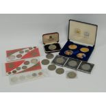 CASED POBJOY MINT SILVER JUBILEE CROWN COIN, CASED SET OF FOUR QUEEN ELIZABETH II 'GOLD AND SILVER