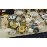 QUANTITY OF HOUSEHOLD SUNDRIES TO INCLUDE; FALSTAFF BOWL 'BISTO', BOWLS AND DISHES ETC........