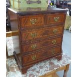 A SMALL INLAID CHEST OF DRAWERS, TWO SMALL DRAWERS OVER THREE LONG DRAWERS