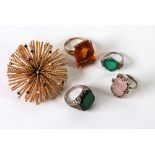 FOUR STERLING SILVER STONE SET DRESS RINGS and a gilt metal faux tiny gemstone set ROPE-EFFECT