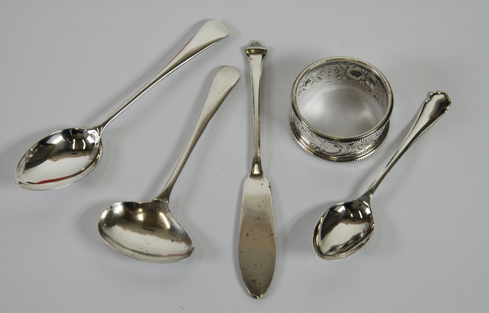 FIVE PIECES OF VICTORIAN AND LATER SILVER, COMPRISING; floral embossed NAPKIN RING, initialled,