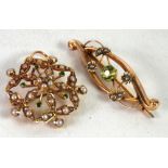EDWARDIAN GOLD COLOURED METAL FLORAL PATTERN OPENWORK CIRCLET BROOCH, pendant set with tiny centre