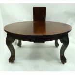 EARLY TWENTIETH CENTURY MAHOGANY EXTENDING DINING TABLE, with extra leaf, the oval top above a plain