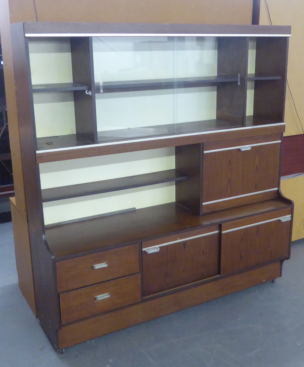 A WOOD EFFECT LARGE SIDE CABINET, WITH DISPLAY SECTION AND WOOD EFFECT STORE CUPBOARD AND FOUR