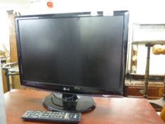 L.G. 22" FLAT SCREEN TELEVISION WITH REMOTE CONTROL