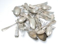 A SELECTION OF PLATED KINGS PATTERN AND OTHER CUTLERY