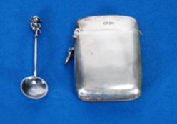 LATE VICTORIAN SILVER VESTA BOX, plain and curved oblong and with ring hanger, 2" high, makers