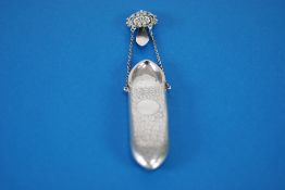 EDWARDIAN SILVER LADY'S SPECTACLE CASE, one piece, lozenge shaped, the front with all-over floral