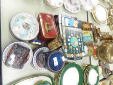 COLLECTION OF EARLY TWENTIETH CENTURY AND LATER BISCUIT, TOBACCO AND OTHER TINS, INCLUDING THORNES