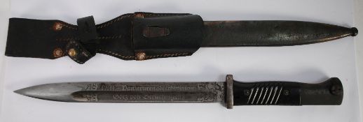 PERIOD THIRD REICH MAUSER BAYONET late bakelite grip type, numbered to forte and with scabbard and