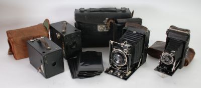 ZEISS IKON MAXIMAN 207/5 FOLDING BELLOWS CAMERA with Tessar f4.5, 13.5cm lens, with case, (as found)